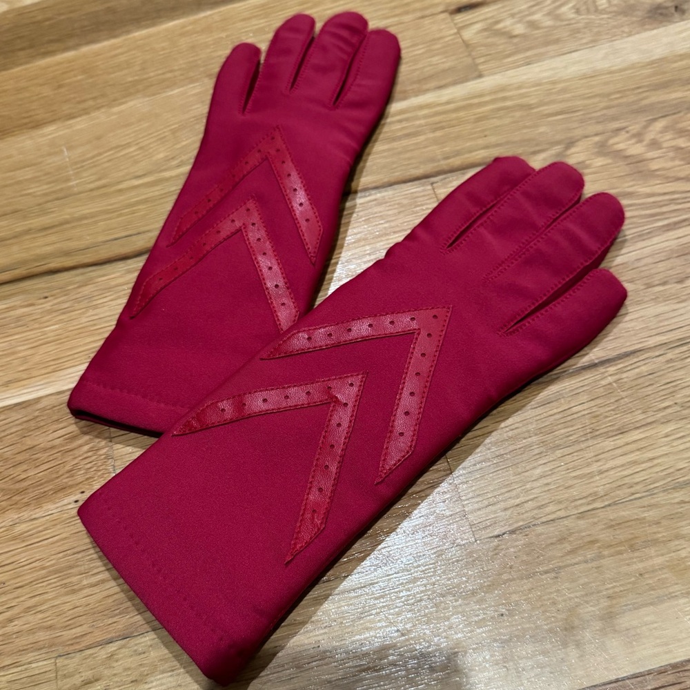WOMEN'S THINSULATE GLOVES, Red, OS, never worn
